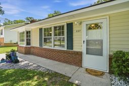 227 Farm Road photo 4