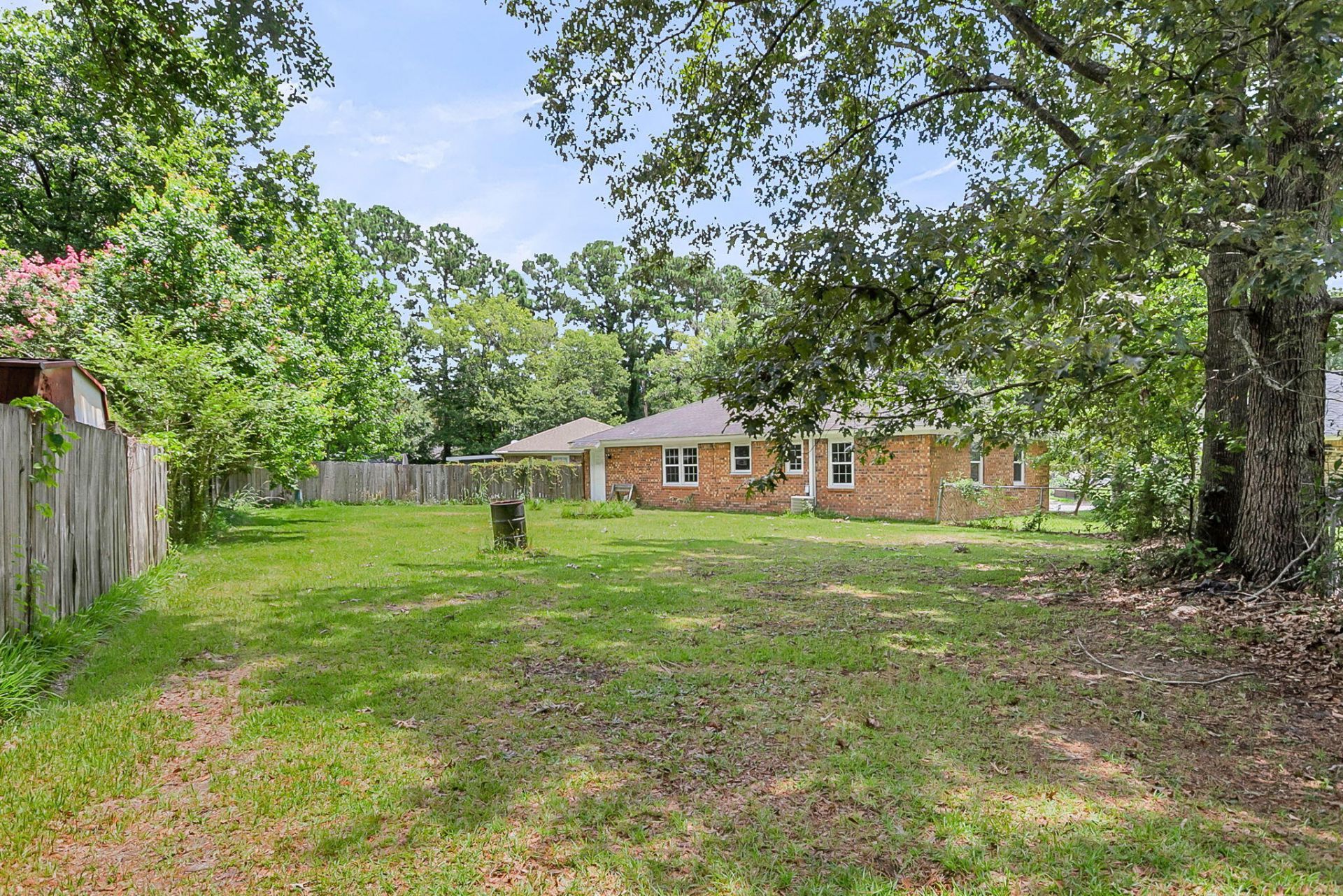 111 Duncan Court Photo 23