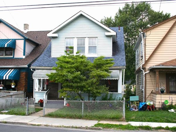 1802 Freemont St, Mckeesport, PA 15132
