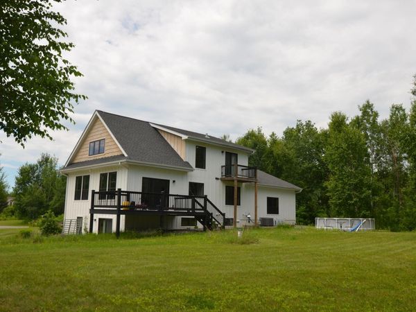 28615 Quail Road , Shafer, MN 55074