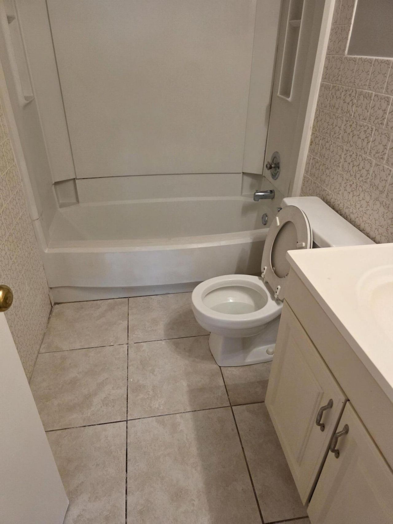 2401 Riverside Drive, Unit 411-b, Coral Springs, FL 33065 Photo