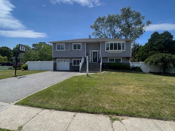 309 Sunrise Drive , Sayville, NY 11782