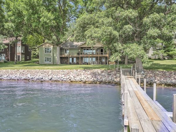 17000 255th Avenue , Spirit Lake, IA 51360