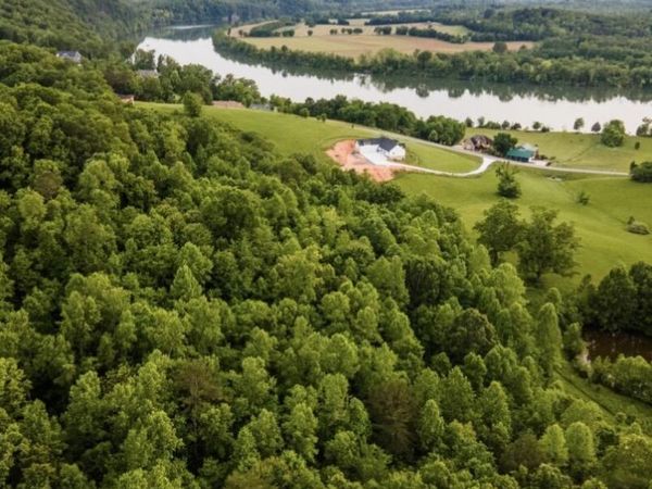 20 Espalier Drive, Decatur, TN 37322