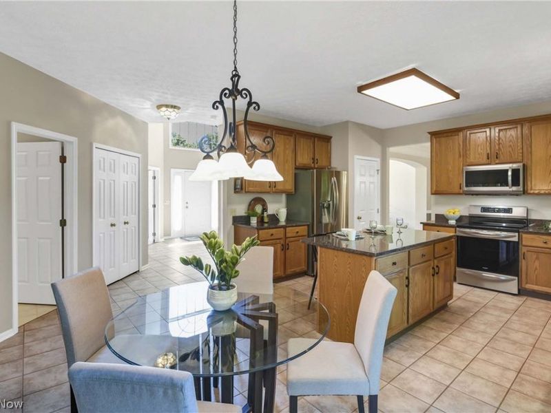 20626 Morar Circle, Strongsville, OH 44149 Photo 16