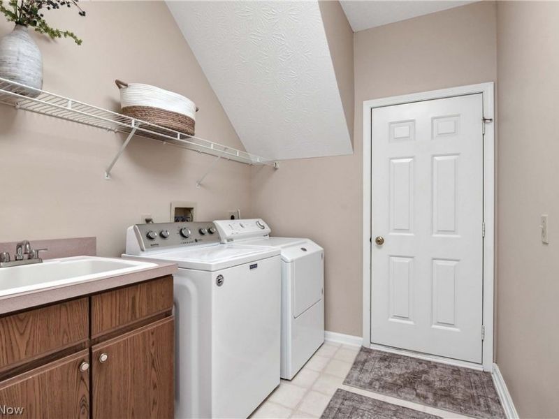 20626 Morar Circle, Strongsville, OH 44149 Photo 17