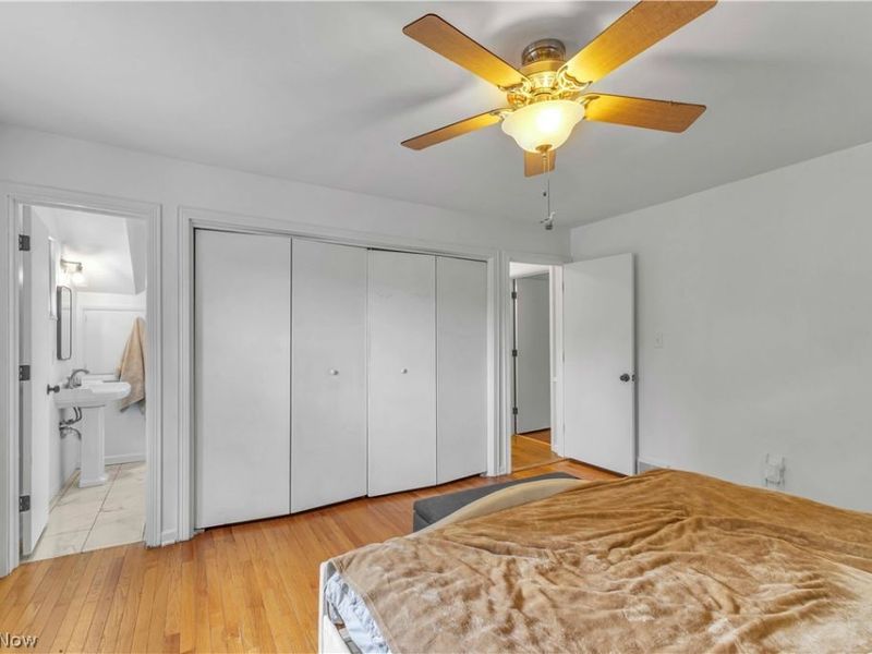 607 Castle Boulevard, Akron, OH 44313 Photo 21