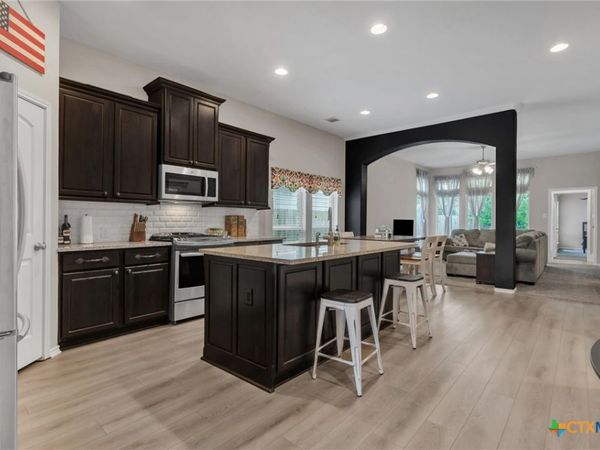217 Split Rail Drive, San Marcos, TX 78666