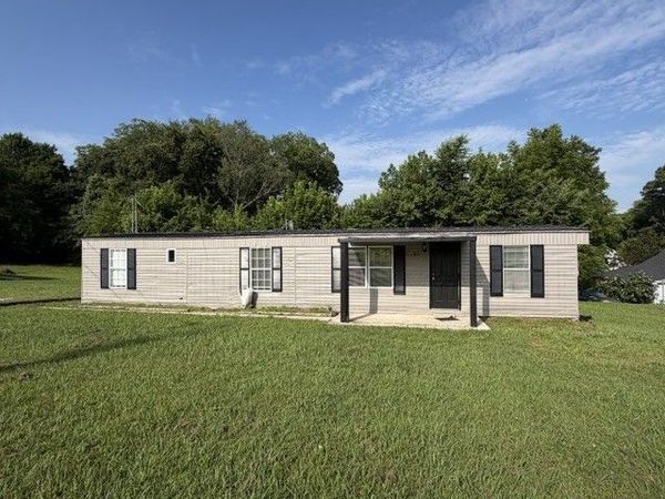 107 Clark St , Estill Springs, TN 37330