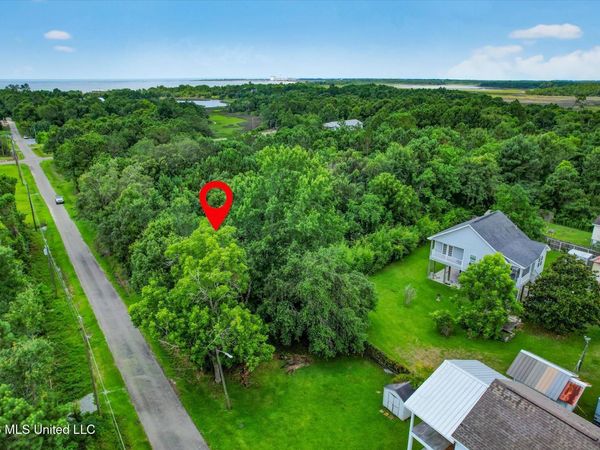 5177 Herron Street, Bay Saint Louis, MS 39520