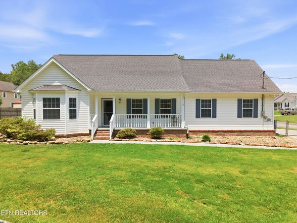 105 Aspen Lane, Oliver Springs, TN 37840