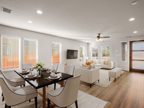 932 Azul Lagoon DR, Unit 18, Leander, TX 78641