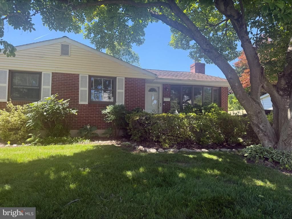 128 S HILLTOP ROAD , CATONSVILLE, MD 21228