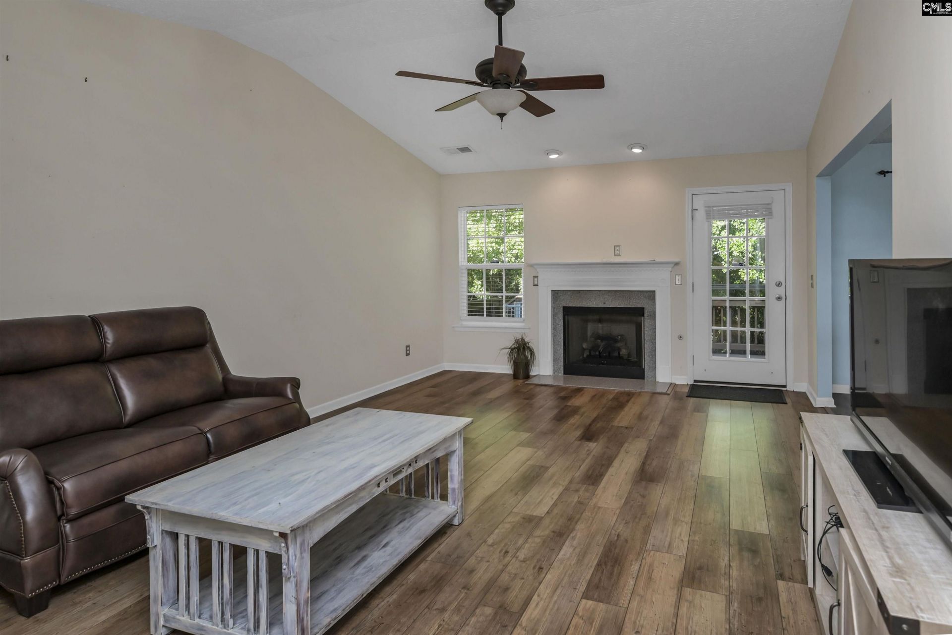 215 Sorrel Tree Drive  Photo 16