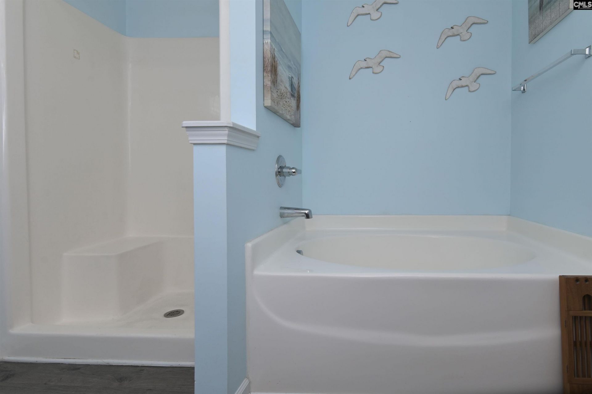 215 Sorrel Tree Drive  Photo 33