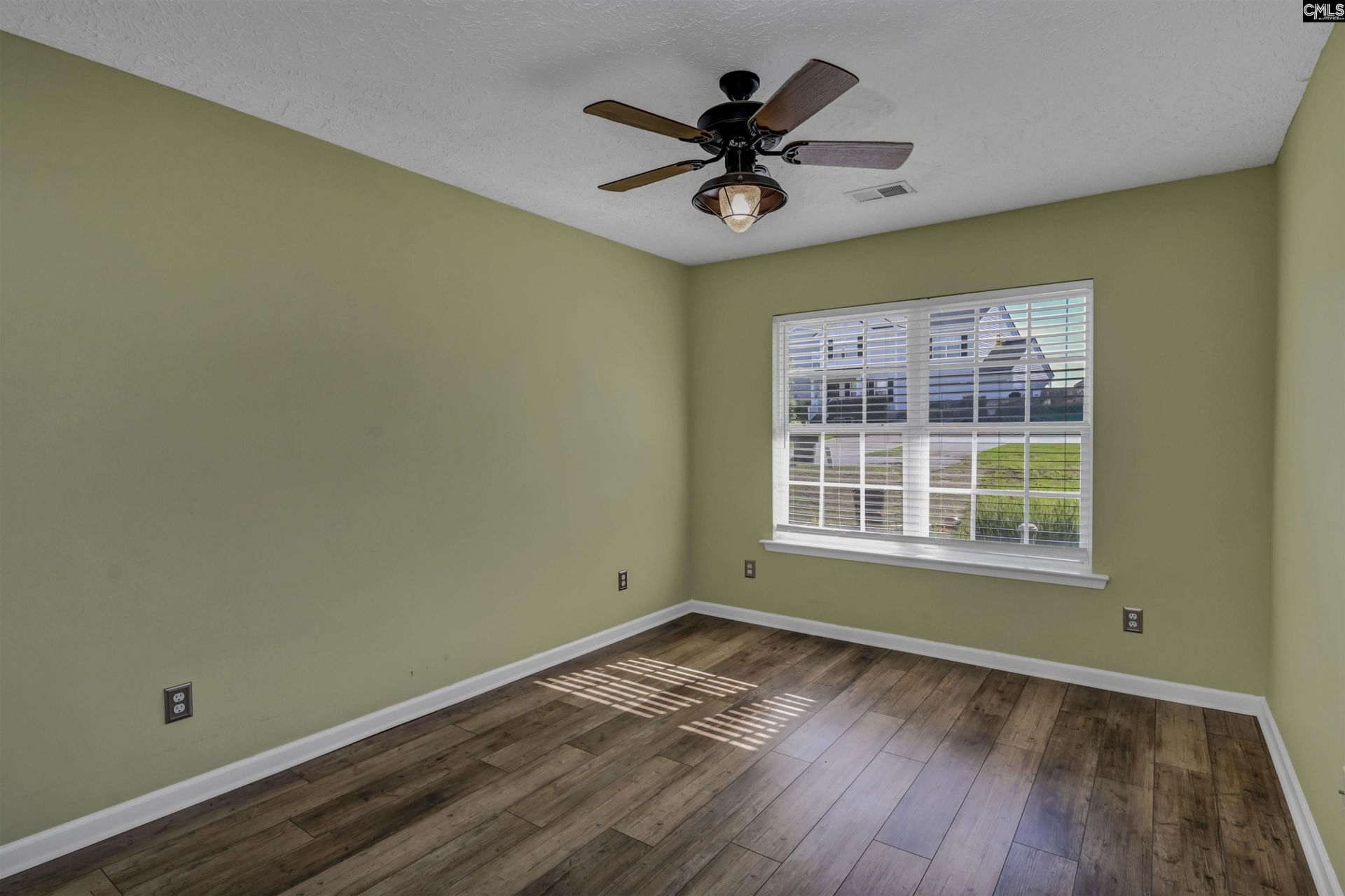 215 Sorrel Tree Drive  Photo 35