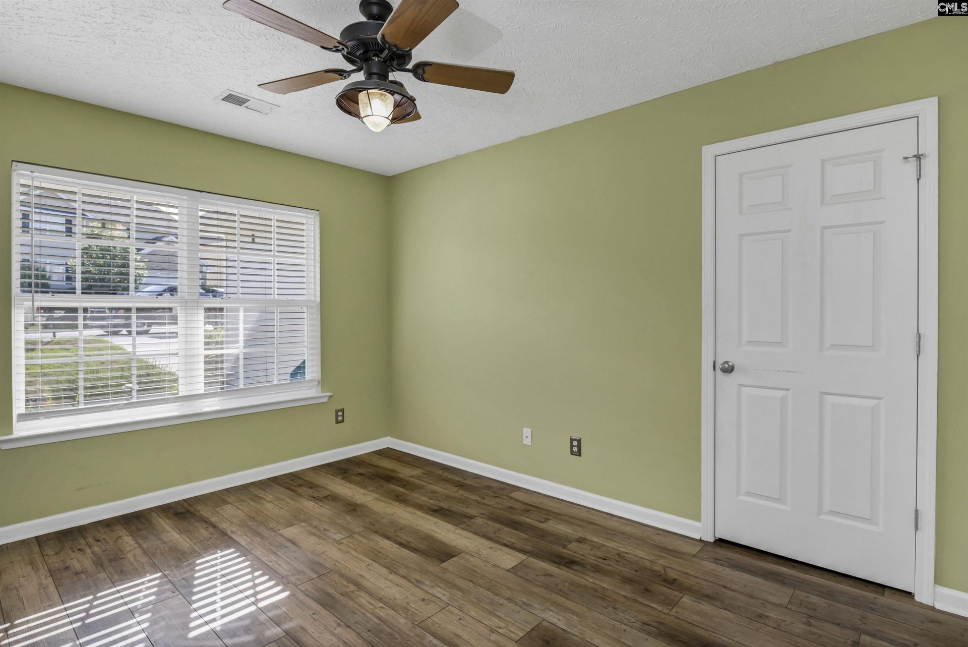 215 Sorrel Tree Drive  Photo 36