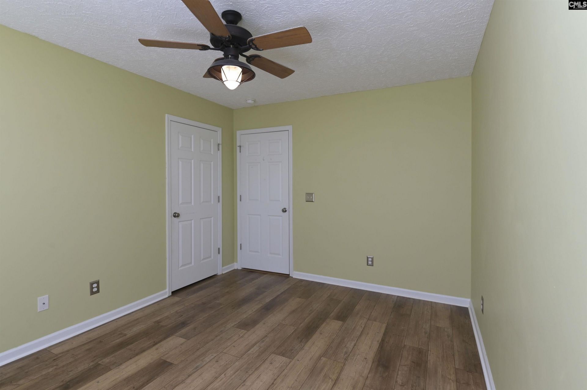 215 Sorrel Tree Drive  Photo 37