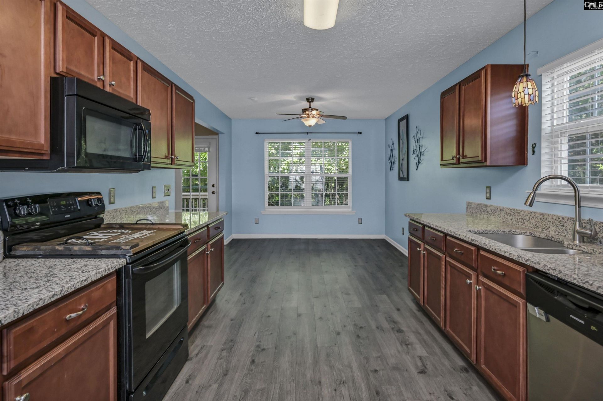 215 Sorrel Tree Drive  Photo 8