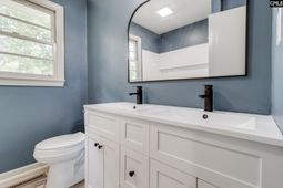 701 E Charlotte Avenue photo 4