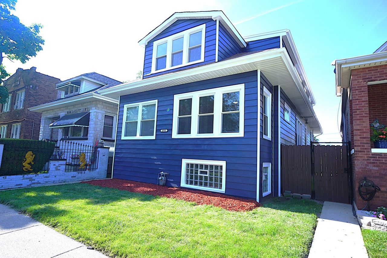 4950 W Kamerling Avenue, Chicago, IL 60651 Main Photo