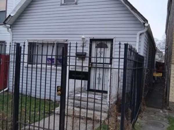3307 W 37th Place , Chicago, IL 60632