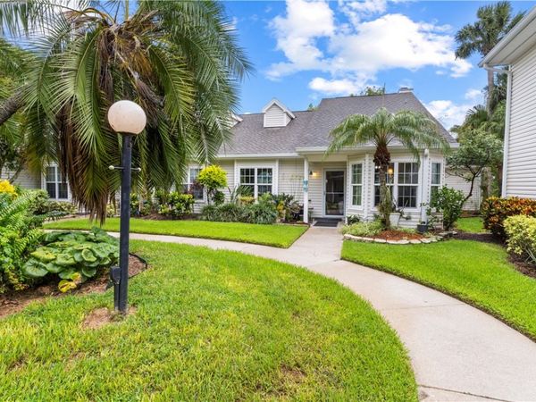 1965 Westminster Circle, Unit 2, Vero Beach, FL 32966