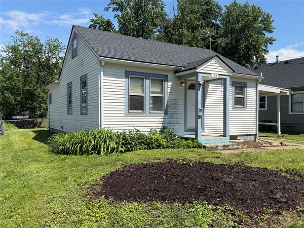 1315 E 25th Street , Des Moines, IA 50317