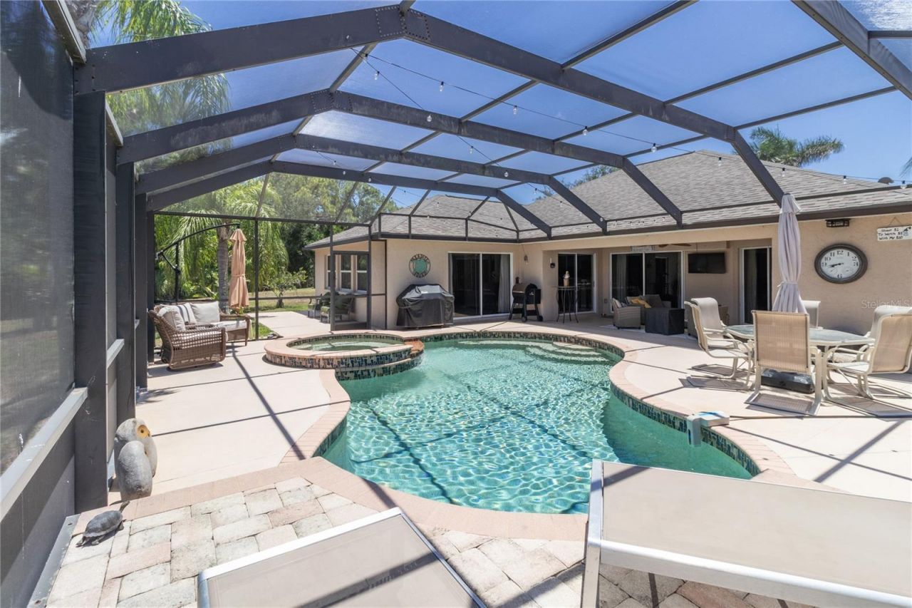 4541 33rd Court E, Bradenton, FL 34203 Photo