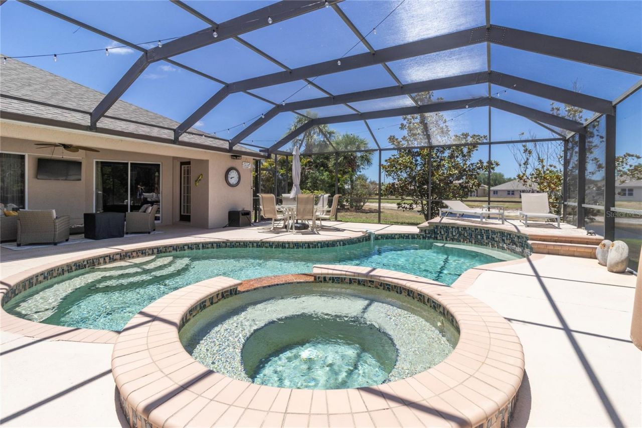 4541 33rd Court E, Bradenton, FL 34203 Photo