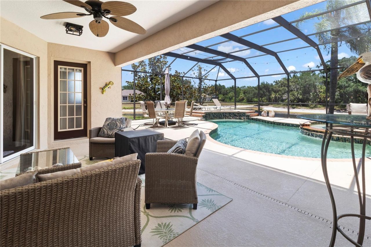 4541 33rd Court E, Bradenton, FL 34203 Photo