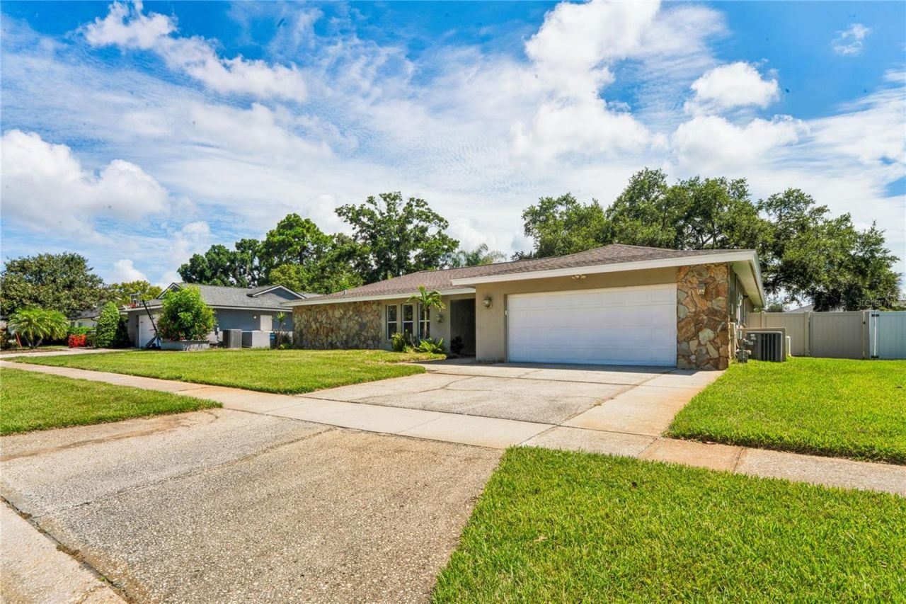 3133 Sandy Ridge Drive , Clearwater, FL 33761 Photo