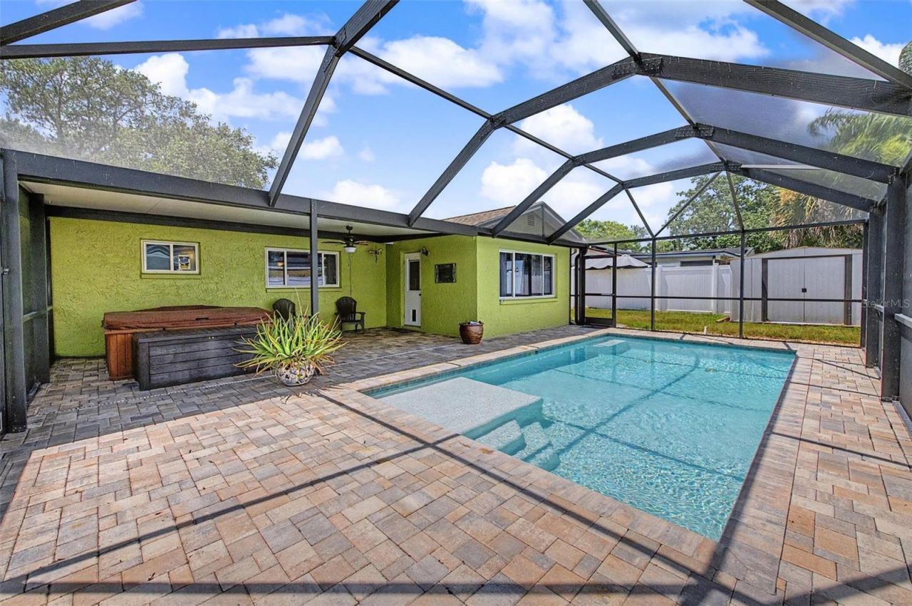 4212 Gray Squirrel Lane, New Port Richey, FL 34653 Photo