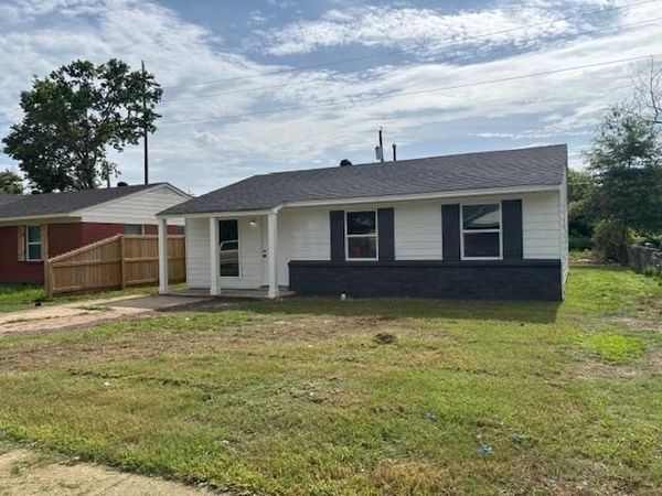 910 Winchell Drive, West Memphis, AR 72301