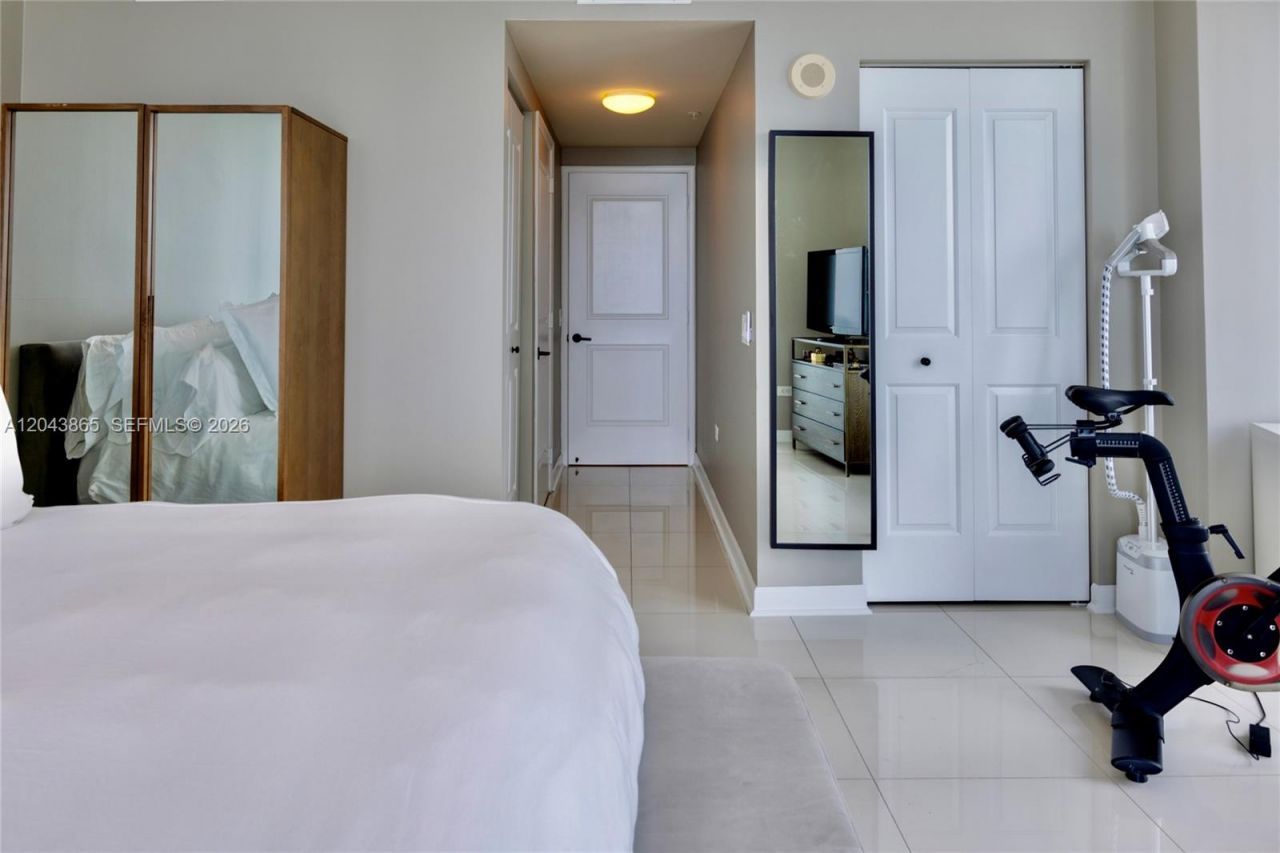 480 NE 30th St , Unit 1507, Miami, FL 33137 Photo