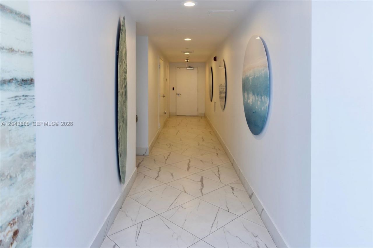 480 NE 30th St , Unit 1507, Miami, FL 33137 Photo