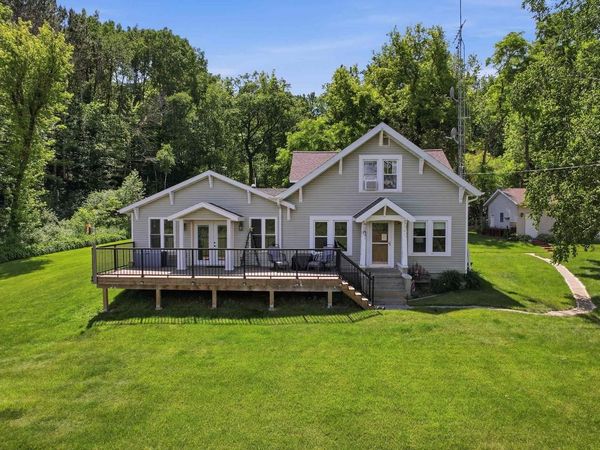 N4825 COUNTY ROAD Q, Waupaca, WI 54981