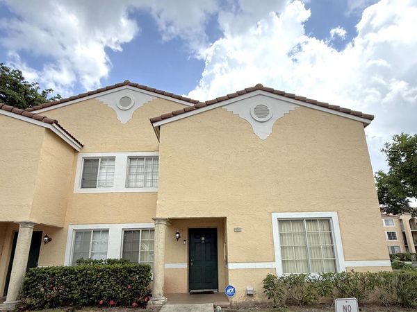 1739 Village Boulevard, Unit 101, West Palm Beach, FL 33409