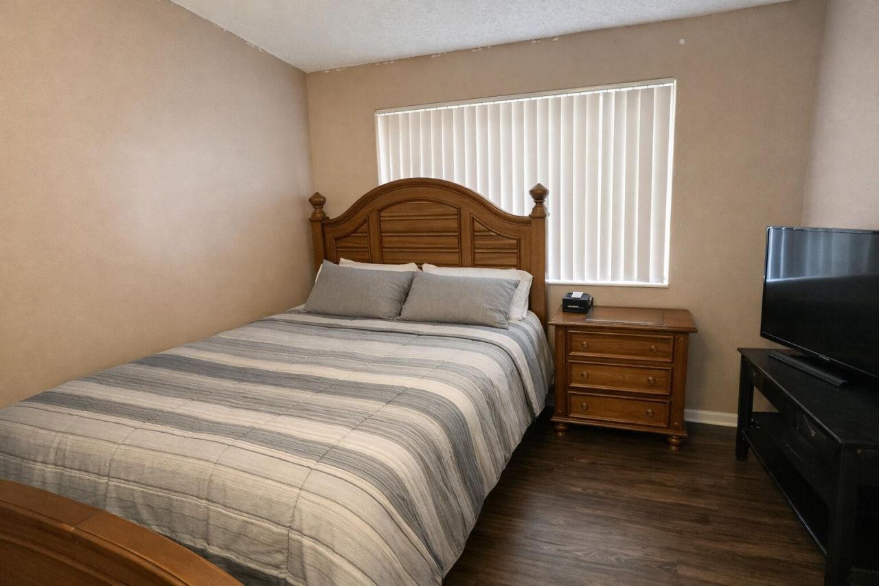 1739 Village Boulevard, Unit 101, West Palm Beach, FL 33409 Photo