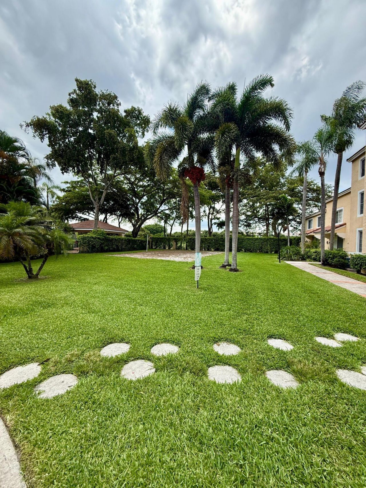 1739 Village Boulevard, Unit 101, West Palm Beach, FL 33409 Photo