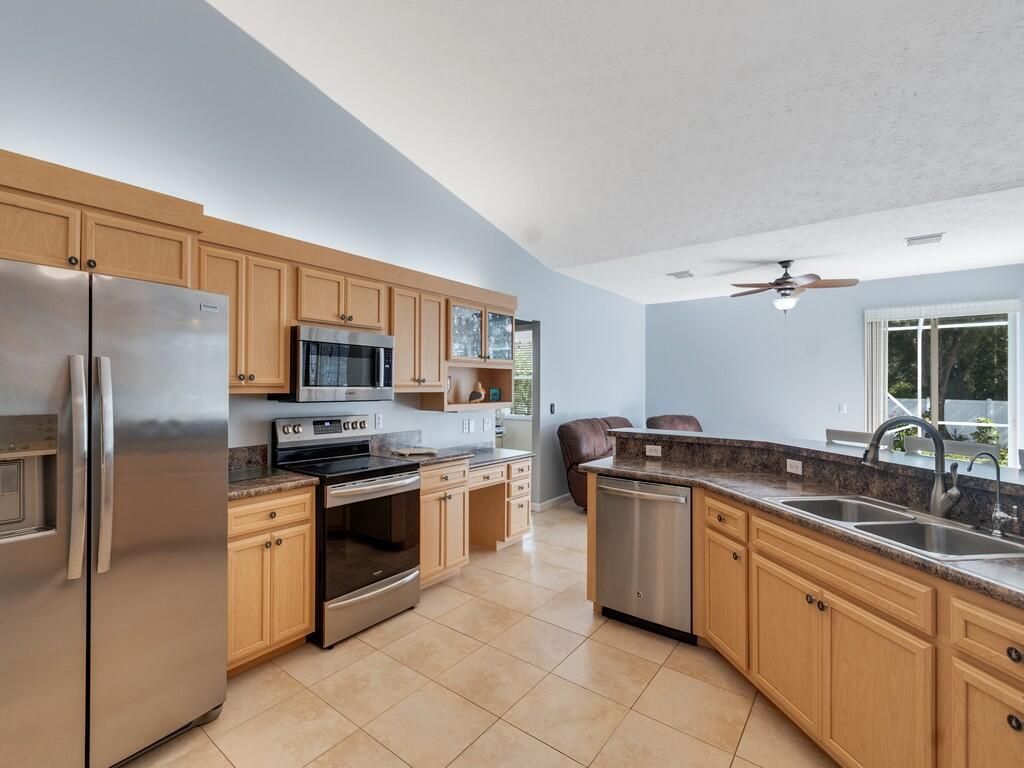 2101 SW Alloway Avenue, Port Saint Lucie, FL 34953 Photo