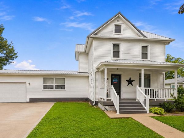 1115 Main Street, Mediapolis, IA 52637