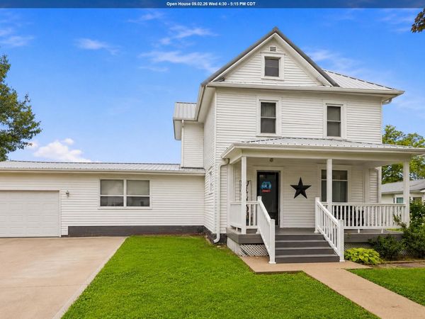 1115 Main Street, Mediapolis, IA 52637