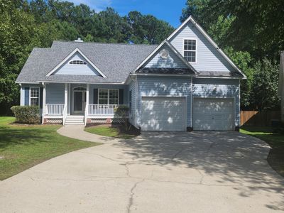 15 Commissioners Court, Hanahan, SC 29410