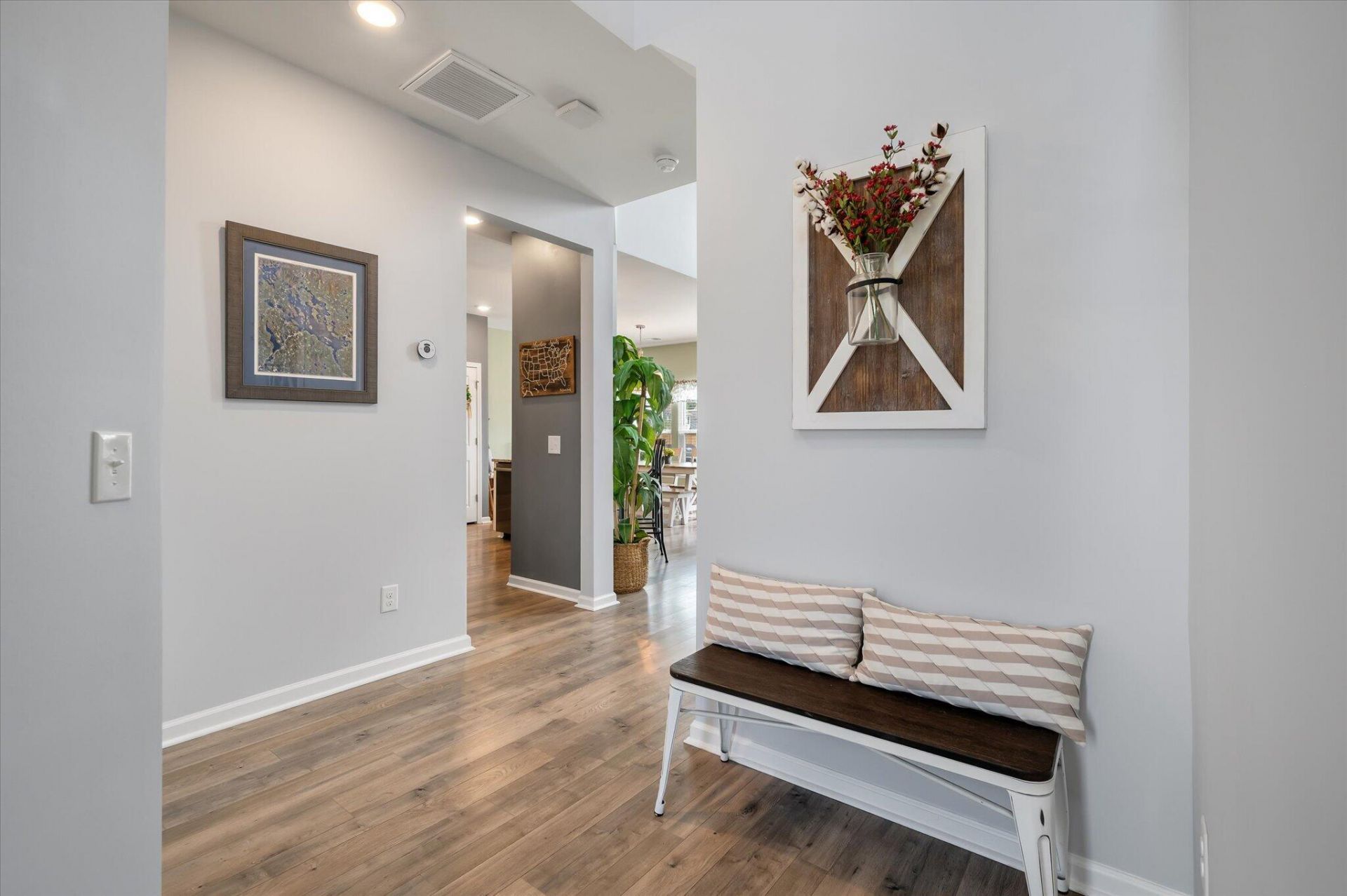 209 Daniels Creek Circle Photo 4