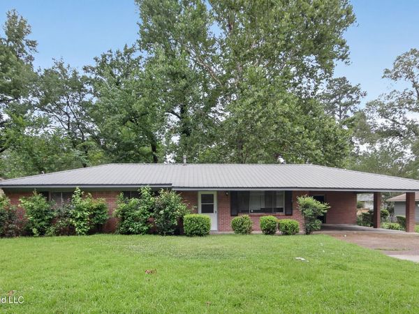 1128 Autumn Street, Jackson, MS 39212