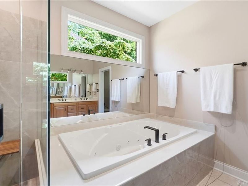1360 Courtyard Place, Centerville, OH 45458 Photo 40