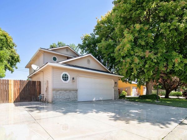 1518 E Ringneck Dr, Meridian, ID 83646