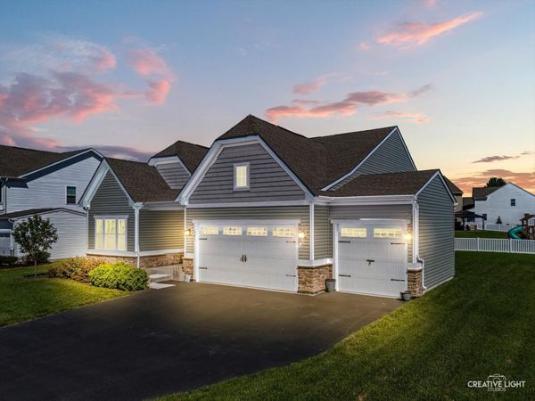 901 S Wind Drive , Sandwich, IL 60548
