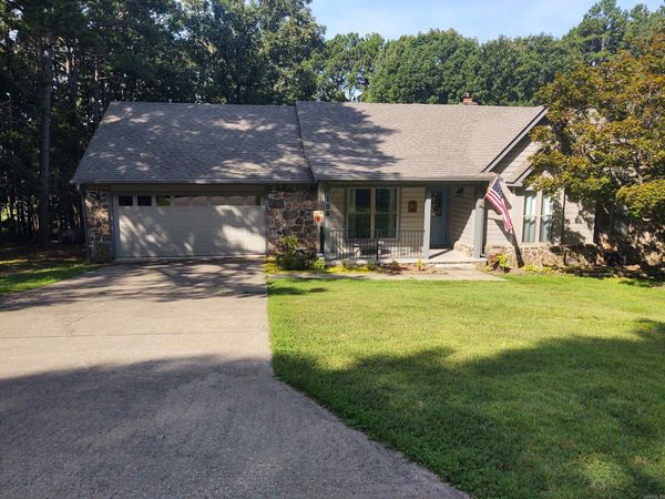 106 Stafford Court, Fairfield Bay, AR 72088